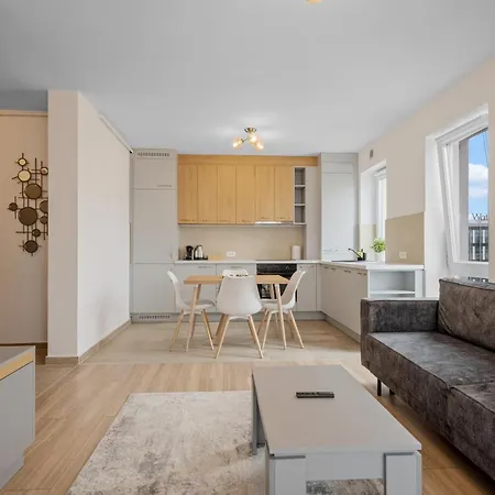 Artmob Coresi Apartman *