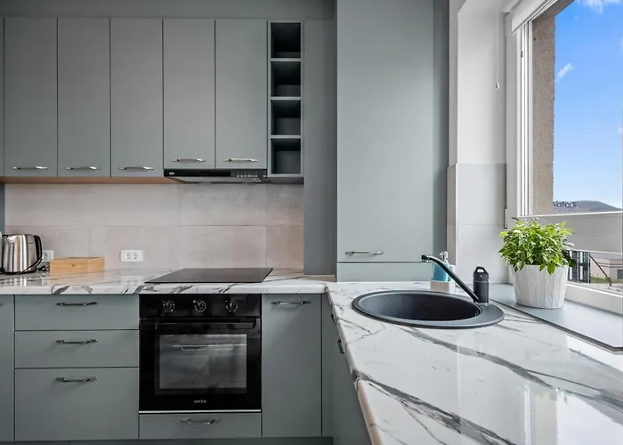 Artmob Coresi Apartment *